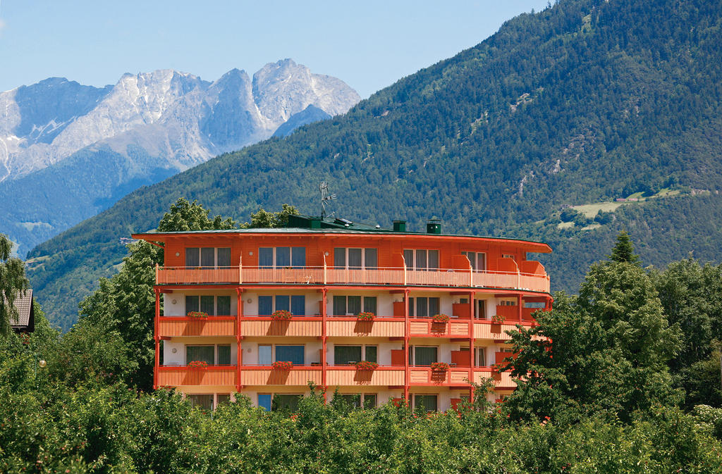 Nocturnes Hotel 4*