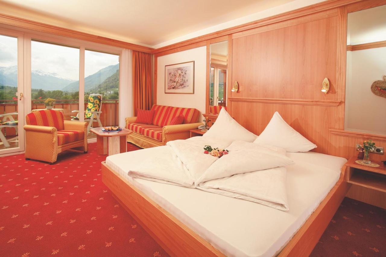 Nocturnes Hotel 4*